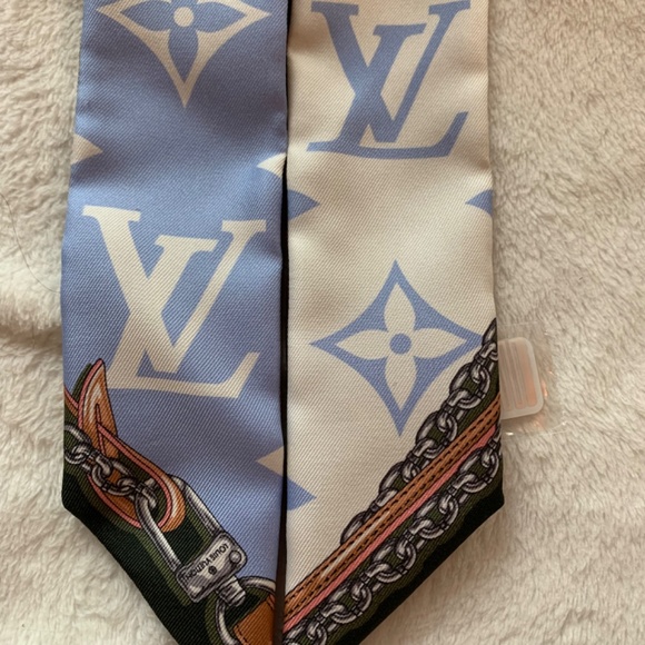 NEW LOUIS VUITTON BLUE & WHITE ULTIMATE MONOGRAM BB BANDEAU -  M76676 - Picture 12 of 14